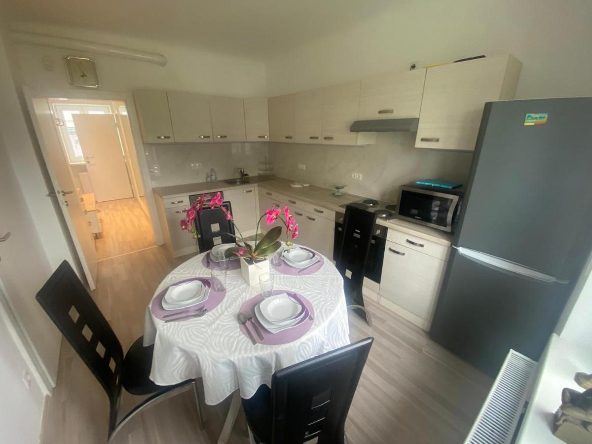 Apartamento Einfamillienhaus Rustenfeld Exterior foto