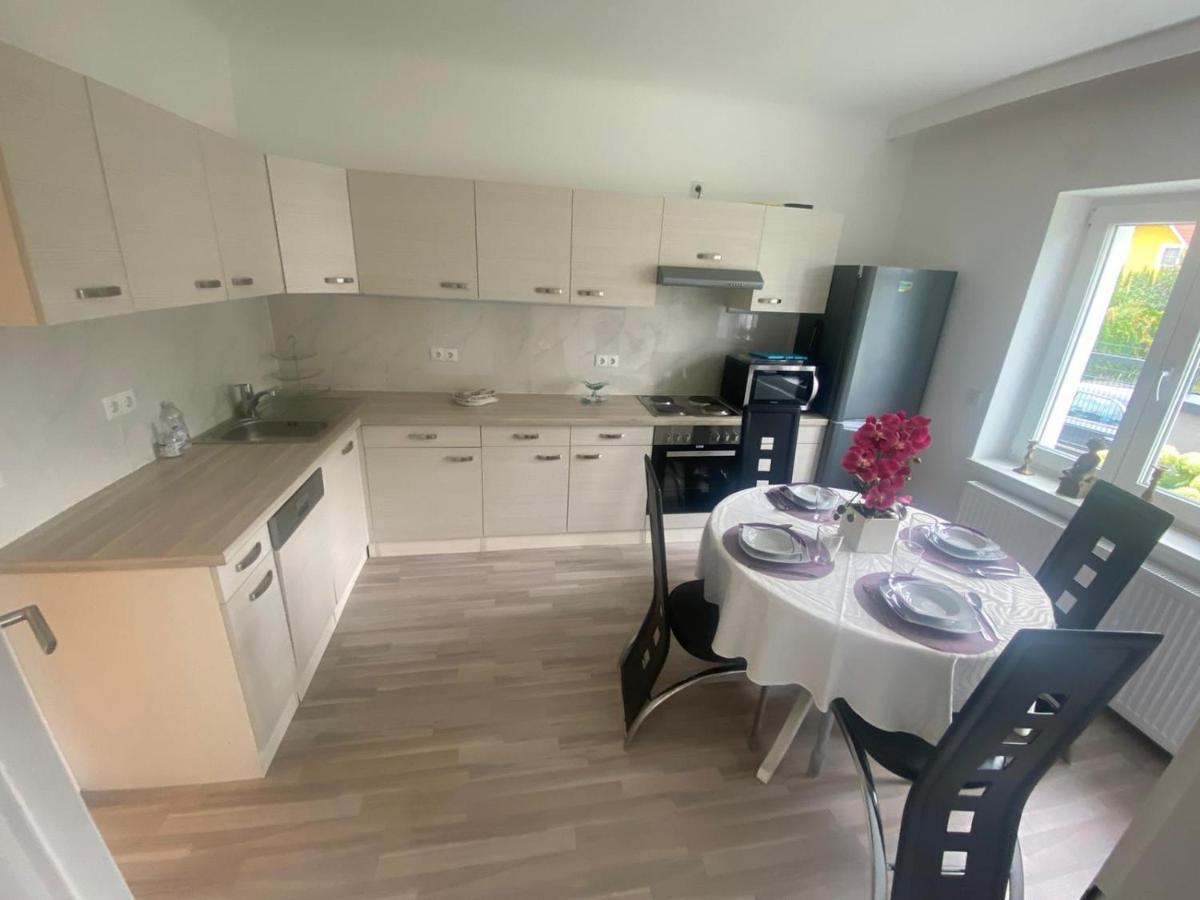 Apartamento Einfamillienhaus Rustenfeld Exterior foto