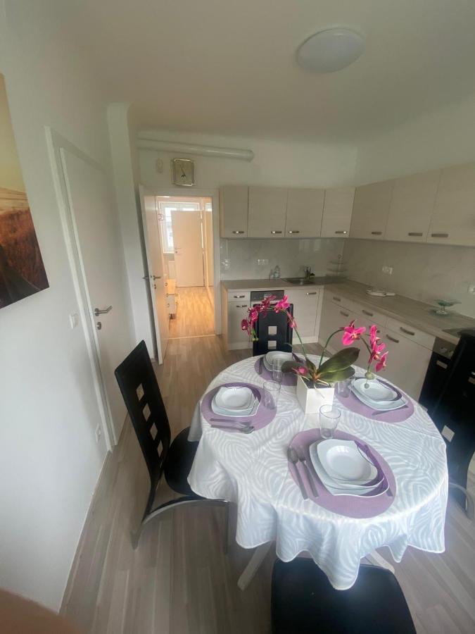 Apartamento Einfamillienhaus Rustenfeld Exterior foto